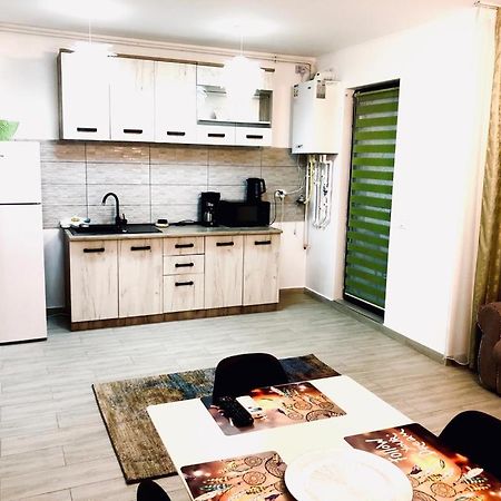 Apartament Kazeboo Mamaia Appartement Năvodari Buitenkant foto