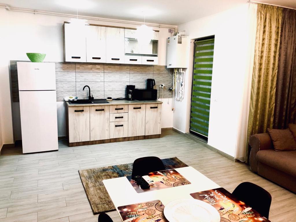 Apartament Kazeboo Mamaia Appartement Năvodari Buitenkant foto